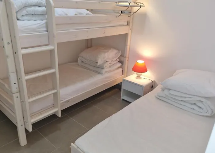 With Pool Magnificent Sea View 80m To Apartamento