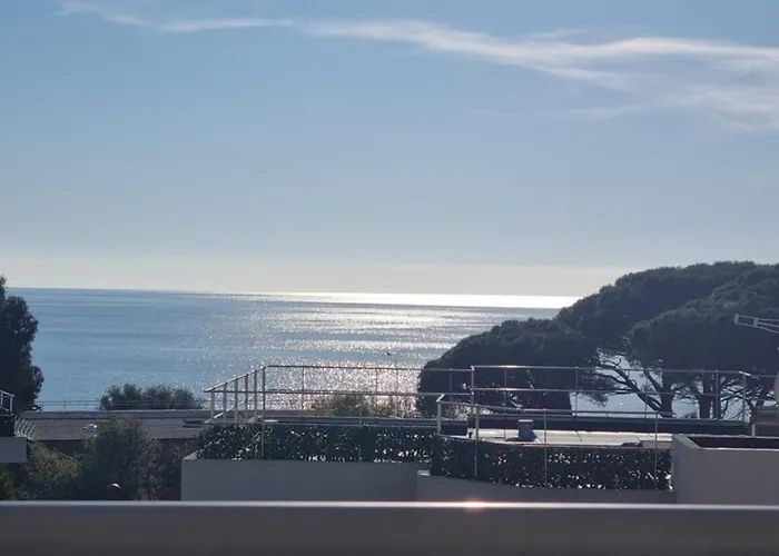 Apartmán With Pool Magnificent Sea View 80m To Sainte-Maxime