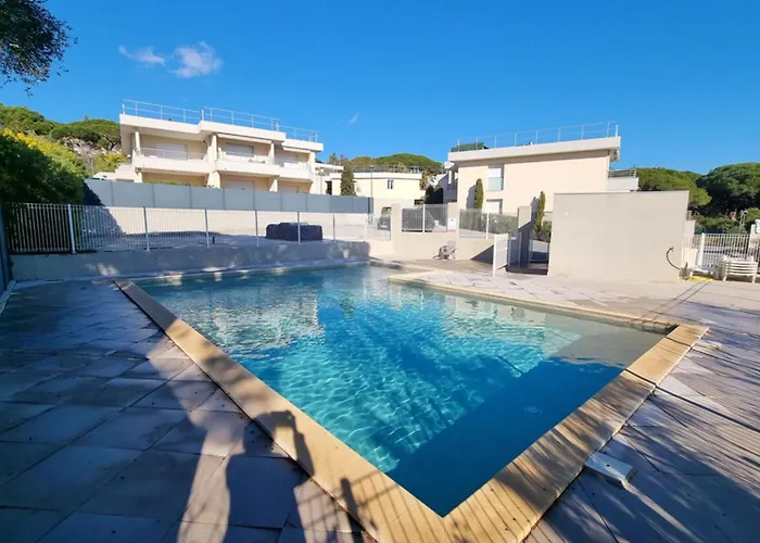 With Pool Magnificent Sea View 80m To Daire