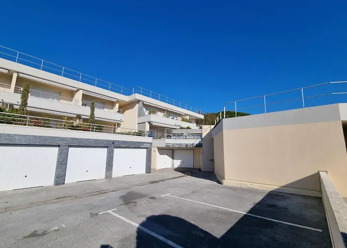 Lejlighed With Pool Magnificent Sea View 80m To *